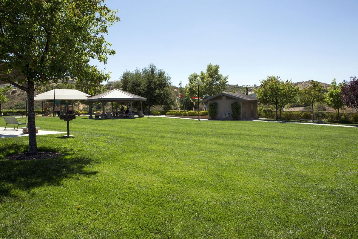 Fair Oaks Ranch HOA Commercial Landscaper in Southern California